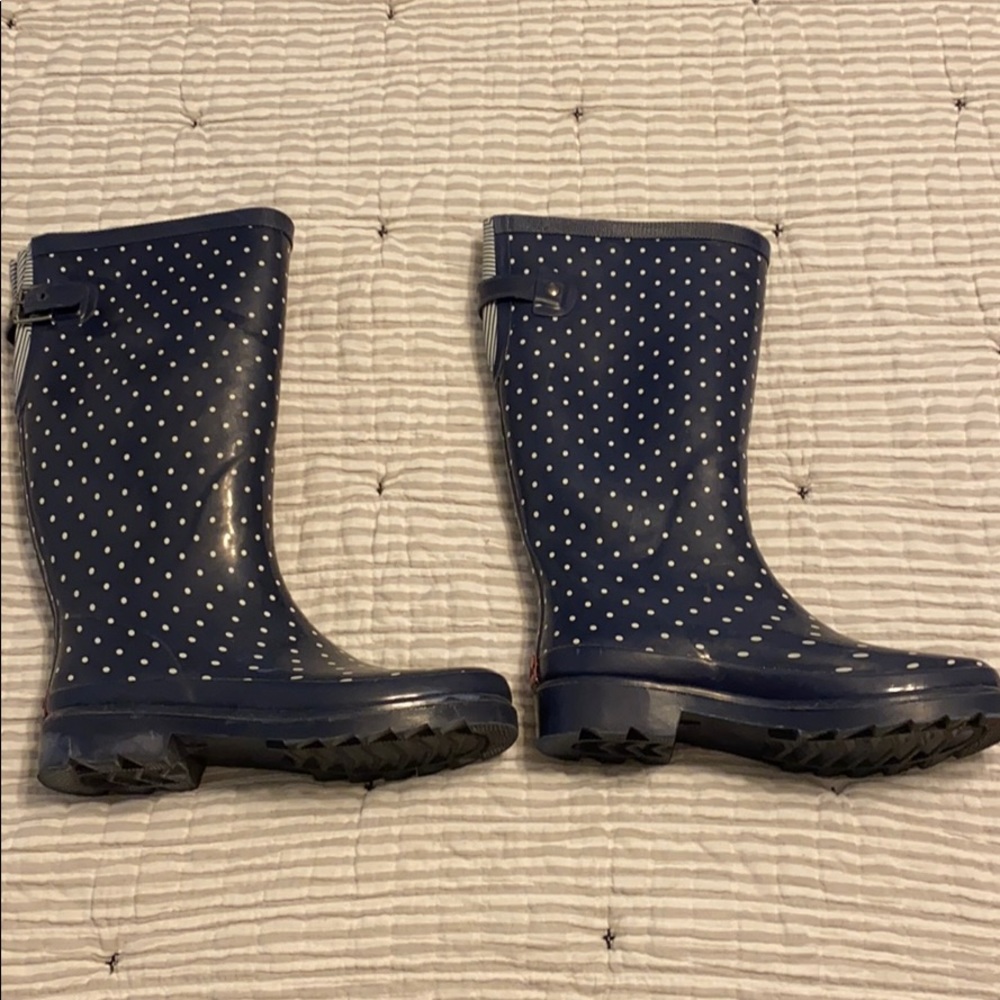 Navy Blue Polkdot Rainboots